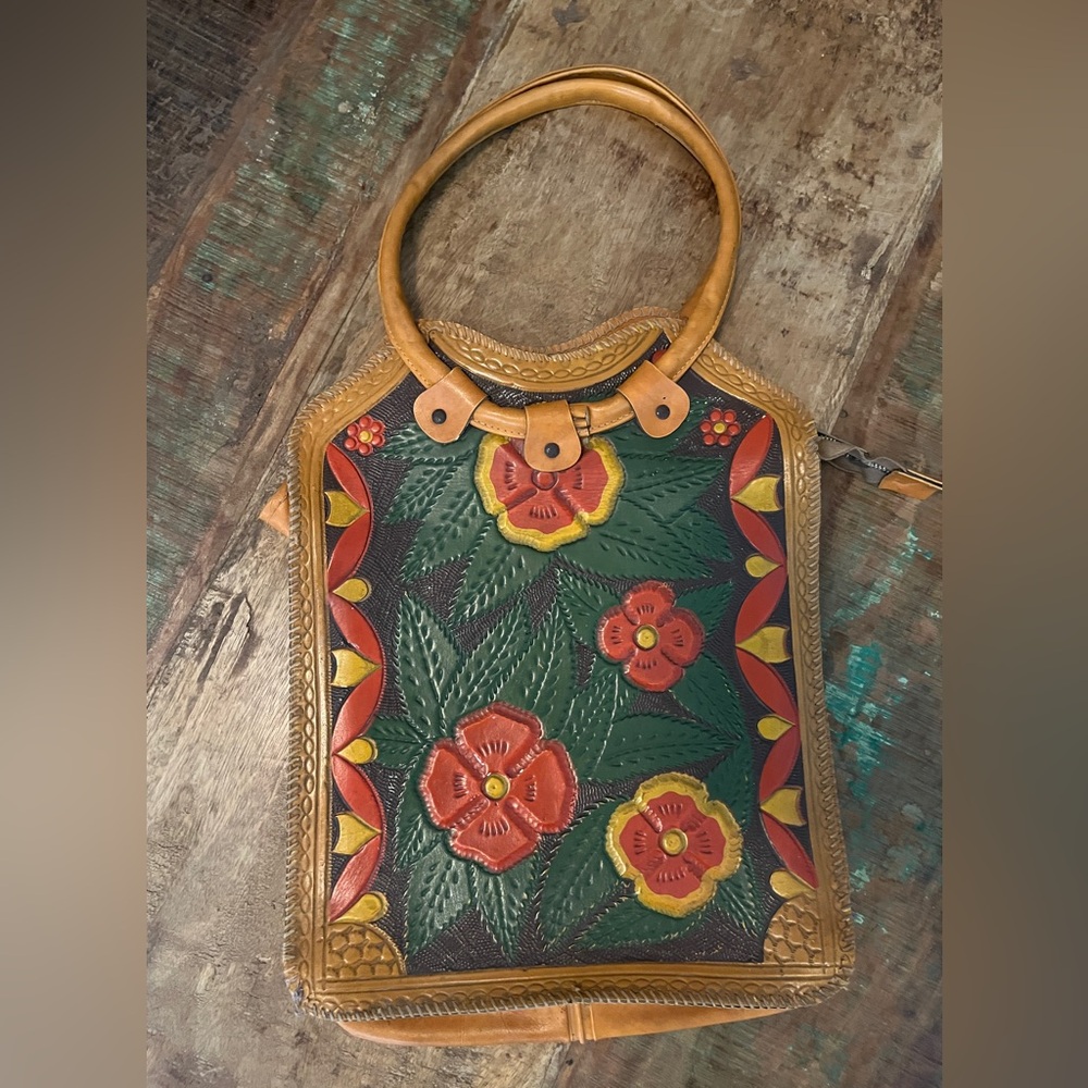 Vintage Handcrafted Floral Tooled Leather Bag